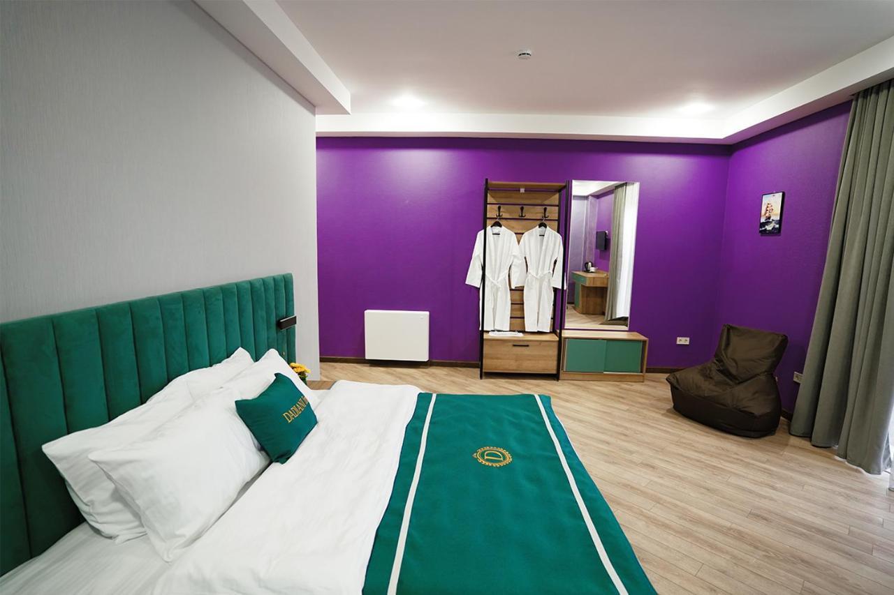 Dadiani Inn Zugdidi Extérieur photo