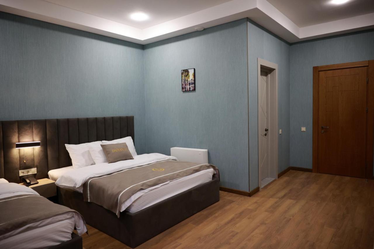 Dadiani Inn Zugdidi Extérieur photo