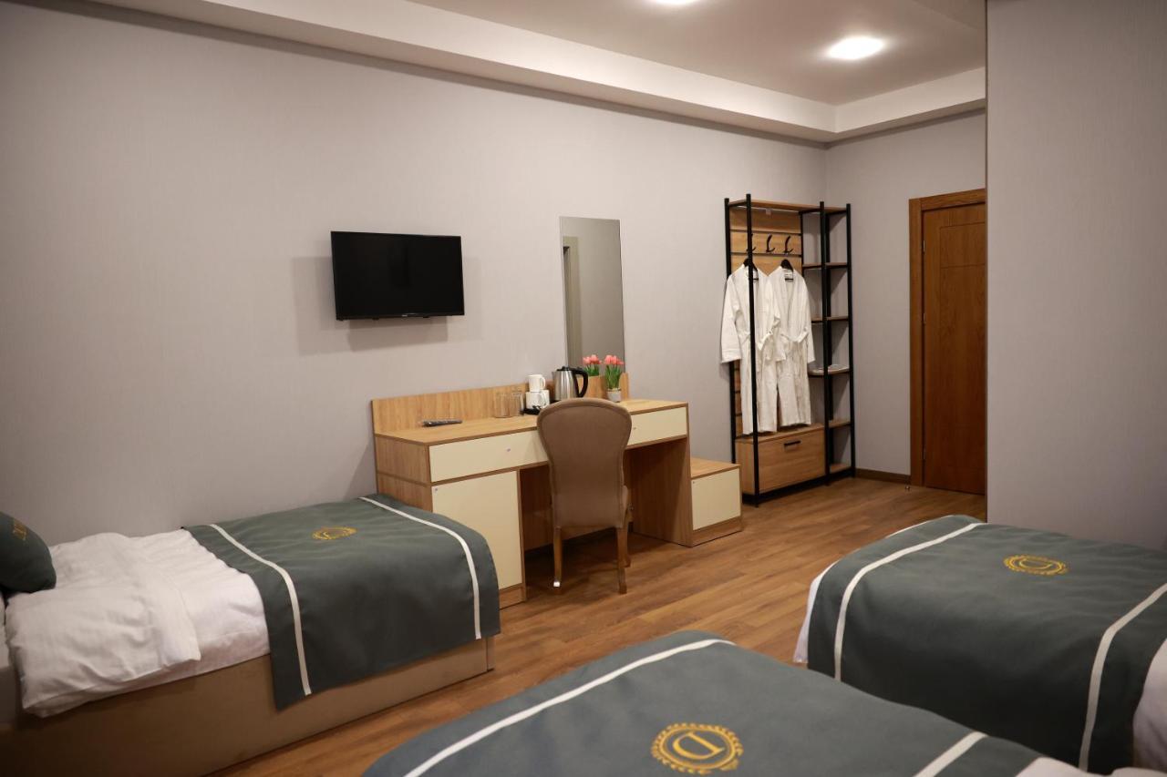 Dadiani Inn Zugdidi Extérieur photo