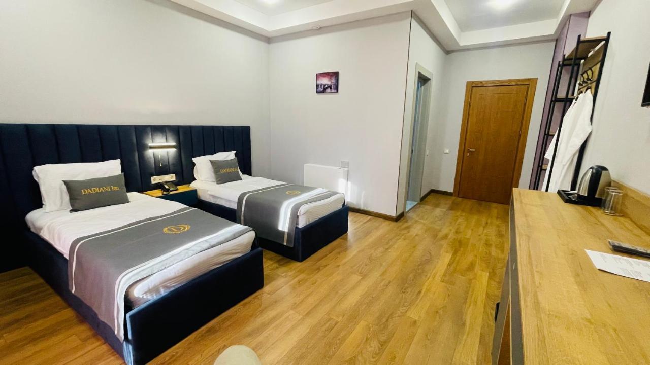 Dadiani Inn Zugdidi Extérieur photo